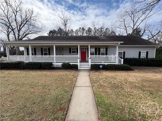 1975 Broad Street, Statham, GA 30666