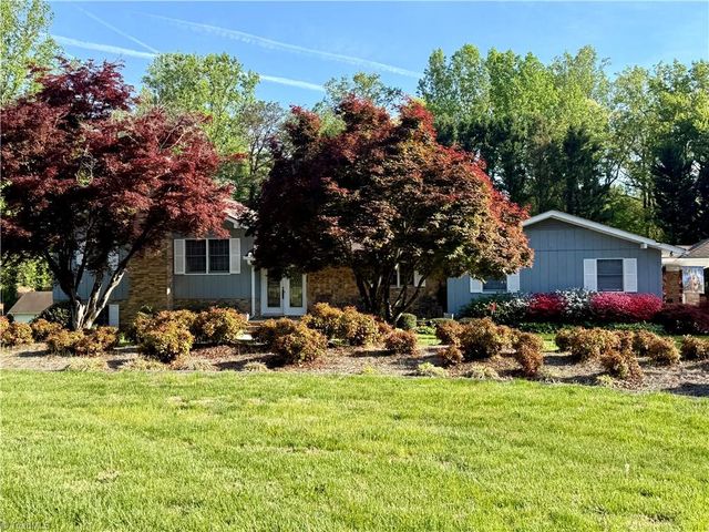 321 Pineview Drive, Mount Airy, NC 27030