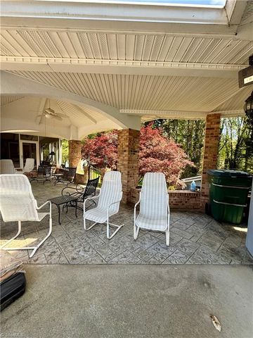 321 Pineview Drive, Mount Airy, NC 27030
