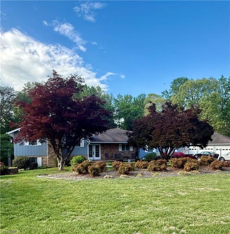 321 Pineview Drive, Mount Airy, NC 27030