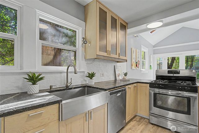 2517 E Miller Street, Seattle, WA 98112