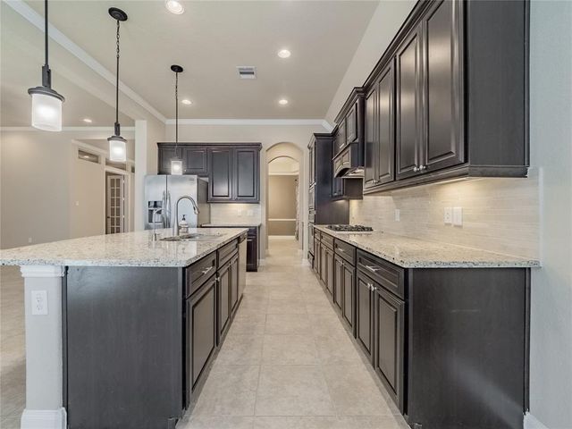 5316 Savannah Bend Drive, Rosharon, TX 77583