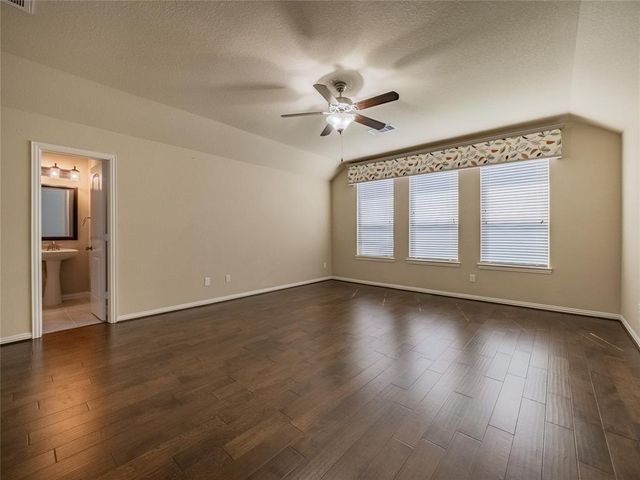 5316 Savannah Bend Drive, Rosharon, TX 77583