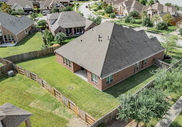 5316 Savannah Bend Drive, Rosharon, TX 77583