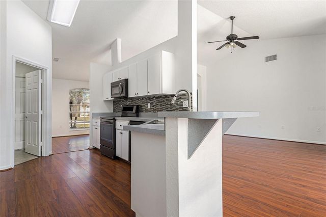 7182 SUMMIT DRIVE, Winter Haven, FL 33884