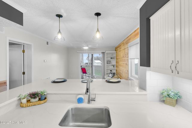 89 Country Club Drive Apt B2, Arapahoe, NC 28510