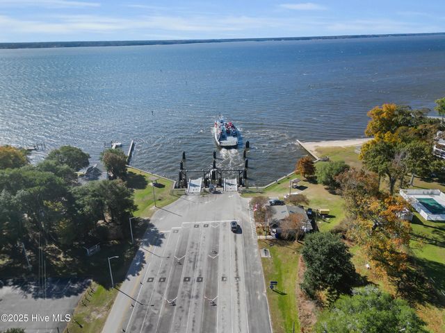 89 Country Club Drive Apt B2, Arapahoe, NC 28510