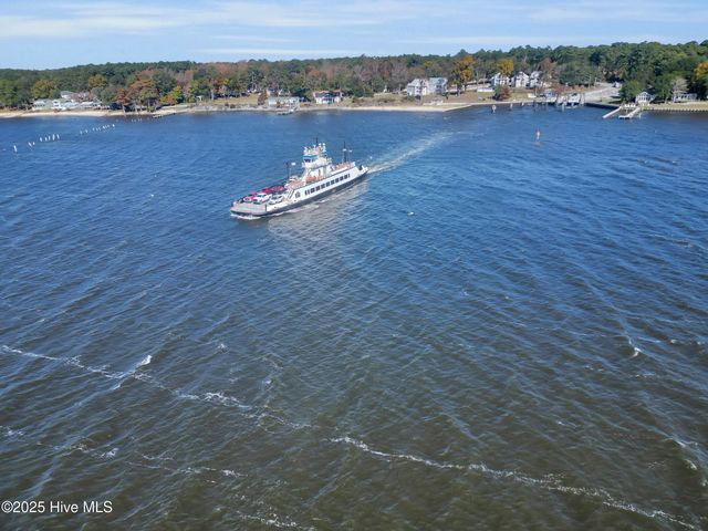 89 Country Club Drive Apt B2, Arapahoe, NC 28510