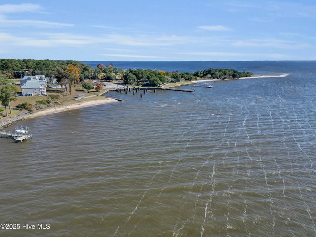 89 Country Club Drive Apt B2, Arapahoe, NC 28510