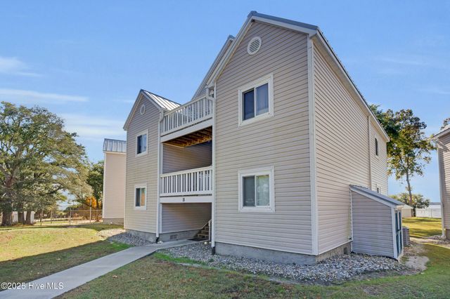 89 Country Club Drive Apt B2, Arapahoe, NC 28510