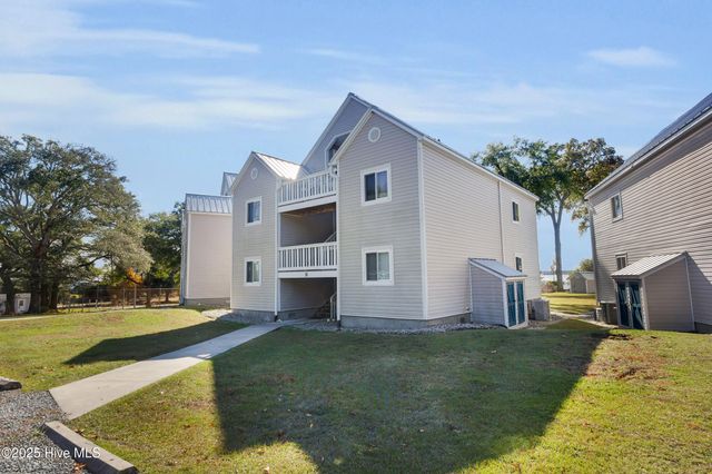 89 Country Club Drive Apt B2, Arapahoe, NC 28510