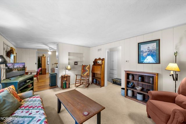 5001 Golden Road, Toledo, OH 43615