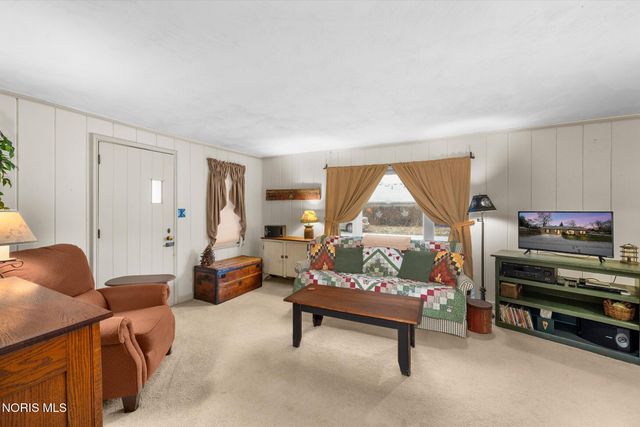 5001 Golden Road, Toledo, OH 43615