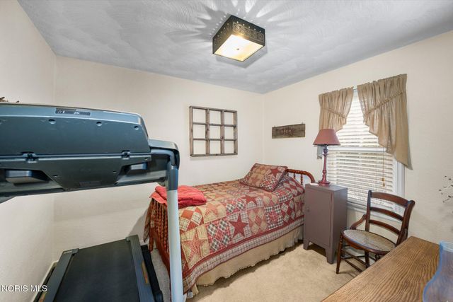 5001 Golden Road, Toledo, OH 43615