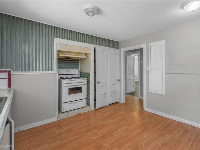 134 E Herndon Street, Shreveport, LA 71101