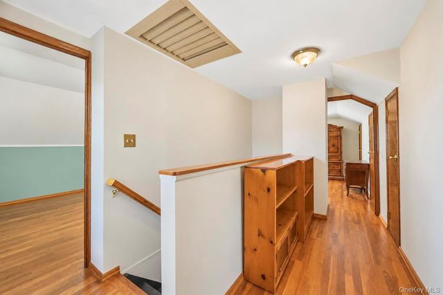 49 Collins Avenue, Kings Park, NY 11754