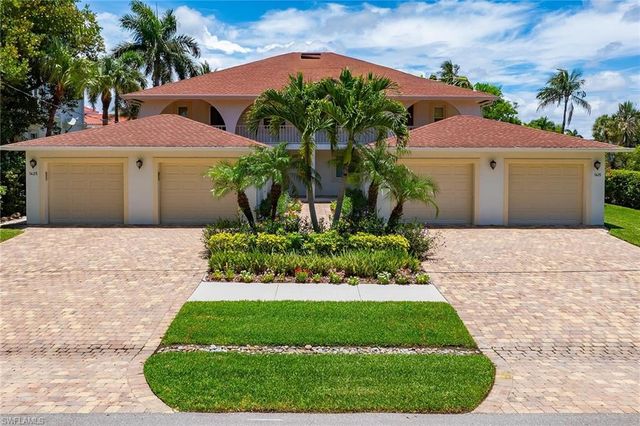 1435 Blue Point AVE 1435, Naples, FL 34102