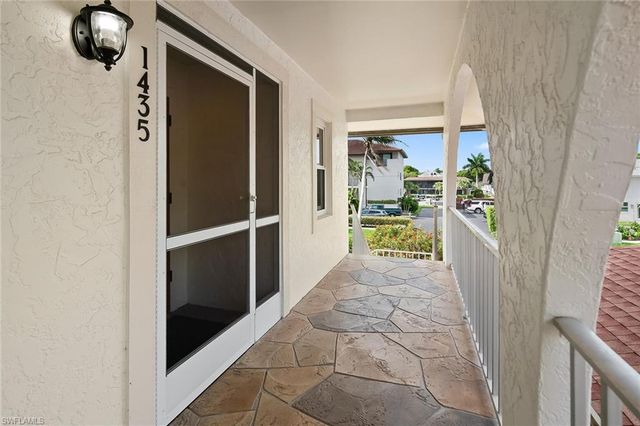 1435 Blue Point AVE 1435, Naples, FL 34102