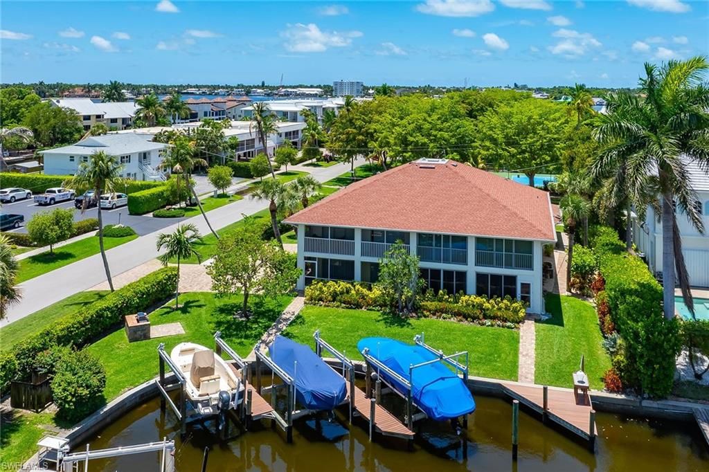 1435 Blue Point AVE 1435, Naples, FL 34102
