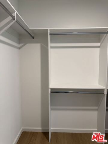 5119 Colfax Avenue 301, Valley Village, CA 91601