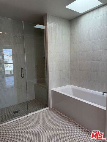 5119 Colfax Avenue 301, Valley Village, CA 91601