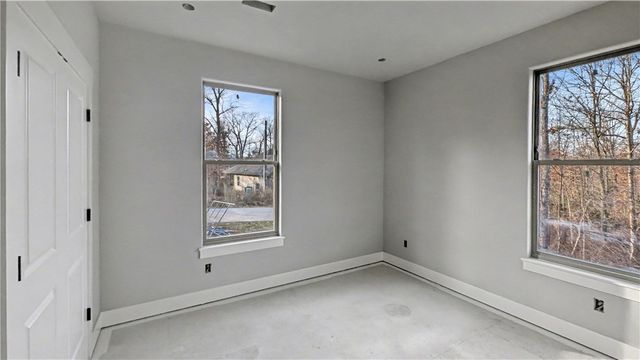 10 Atkin Lane, Bella Vista, AR 72715