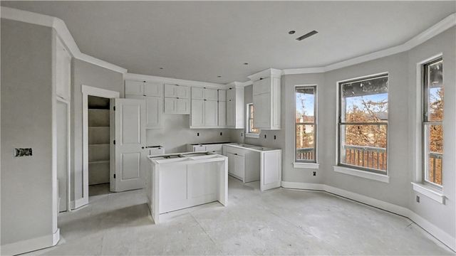 10 Atkin Lane, Bella Vista, AR 72715