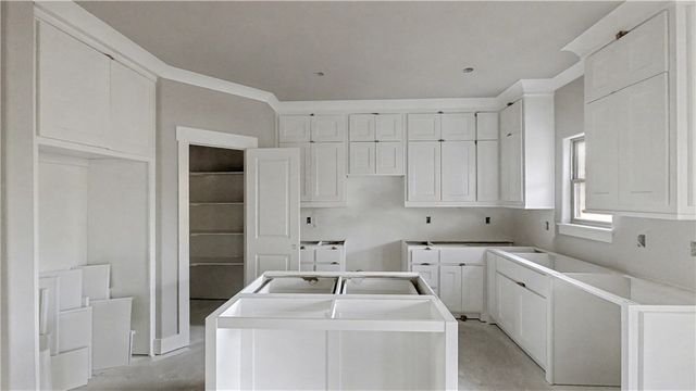 10 Atkin Lane, Bella Vista, AR 72715