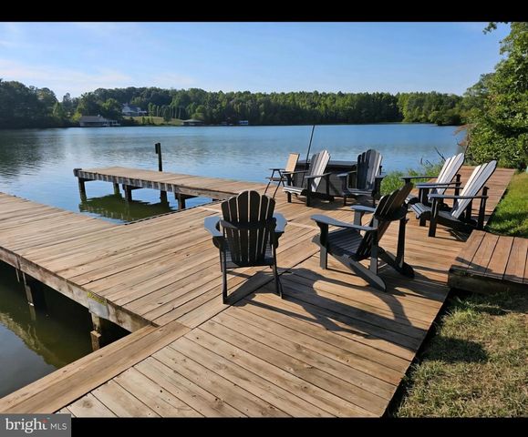 6610 DOCK LUCK LN., Spotsylvania, VA 22551