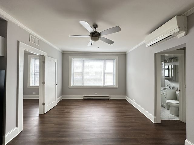 817 W Lakeside Place 409, Chicago, IL 60640