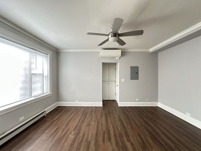 817 W Lakeside Place 409, Chicago, IL 60640