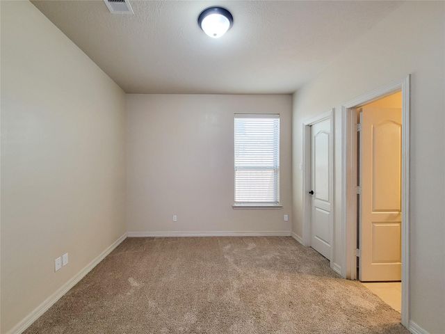 2210 Pearl Bay Court, Pearland, TX 77584