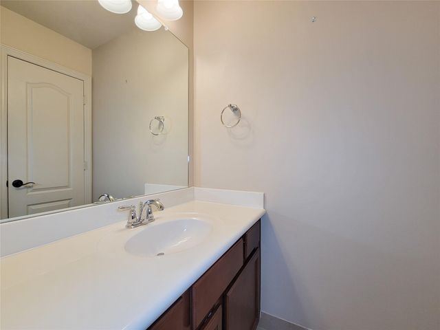 2210 Pearl Bay Court, Pearland, TX 77584