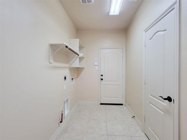 2210 Pearl Bay Court, Pearland, TX 77584