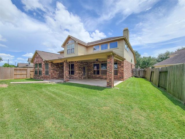 2210 Pearl Bay Court, Pearland, TX 77584