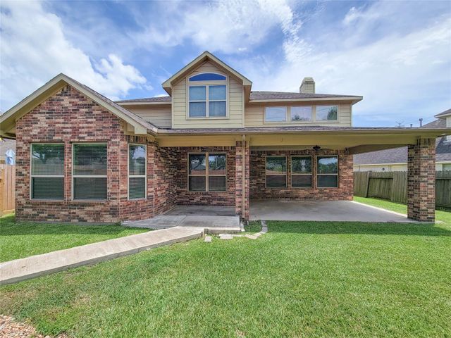 2210 Pearl Bay Court, Pearland, TX 77584