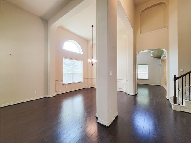 2210 Pearl Bay Court, Pearland, TX 77584