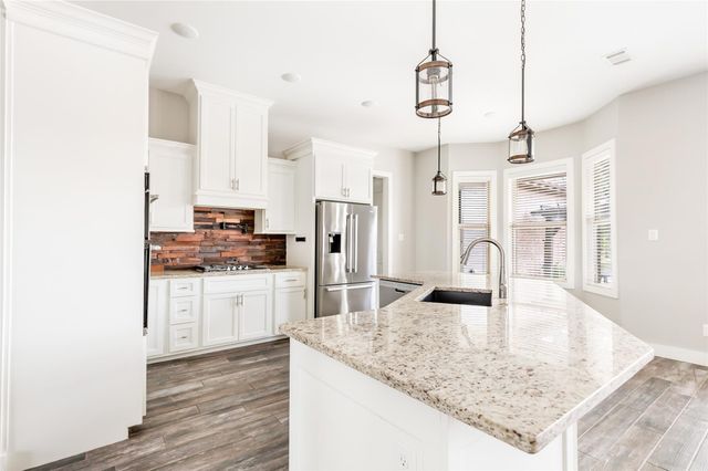 9006 Water Buck Lane, Conroe, TX 77303