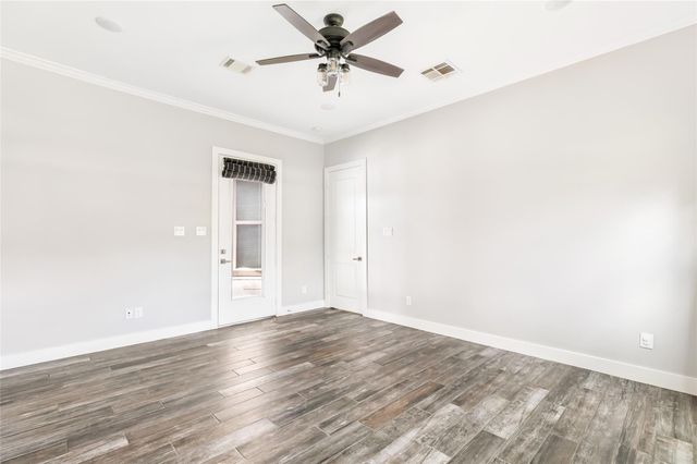 9006 Water Buck Lane, Conroe, TX 77303