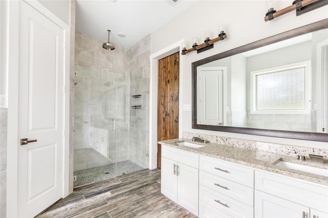 9006 Water Buck Lane, Conroe, TX 77303