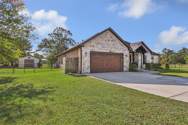 9006 Water Buck Lane, Conroe, TX 77303