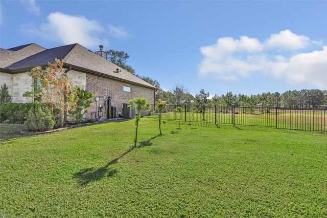 9006 Water Buck Lane, Conroe, TX 77303