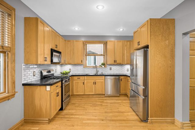 510 University Avenue NE, Minneapolis, MN 55413