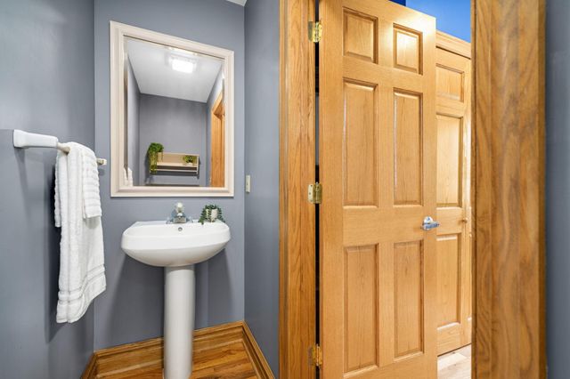 510 University Avenue NE, Minneapolis, MN 55413