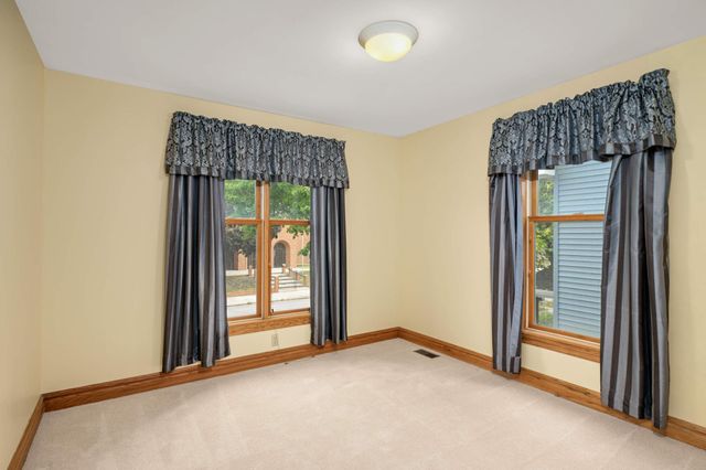 510 University Avenue NE, Minneapolis, MN 55413