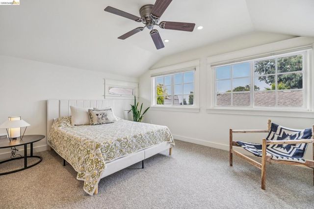 2739 10Th Ave, Oakland, CA 94606