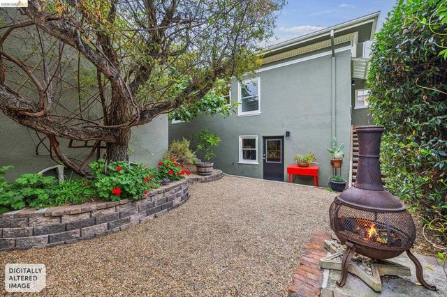 2739 10Th Ave, Oakland, CA 94606