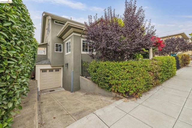 2739 10Th Ave, Oakland, CA 94606