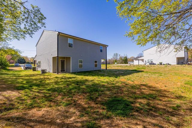 4050 Parris Bridge Road, Boiling Springs, SC 29316