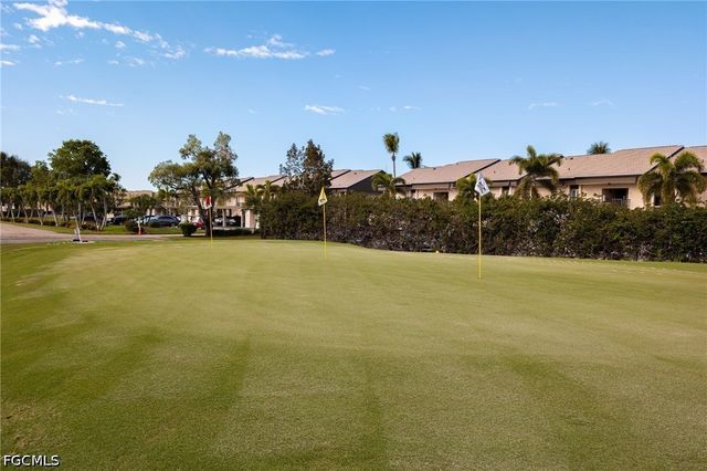 5905 Trailwinds DR 812, Fort Myers, FL 33907